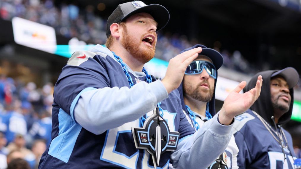 INDIANAPOLIS, INDIANA - OCTOBER 08: Fans cheer during a game between the Tennessee Titans and the Indianapolis Colts at Lucas Oil Stadium on October 08, 2023 in Indianapolis, Indiana. (Photo by Andy Lyons/Getty Images)