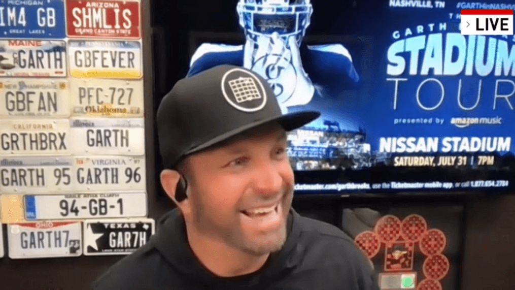 'A gratefulness like you've never felt' Garth Brooks talks upcoming Nissan Stadium concert (WZTV)