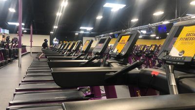 Image for story: High school students can work out for free at Planet Fitness this summer