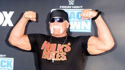 Image for story: Hulk Hogan declares 'total surrender and dedication to Jesus' during Florida baptism