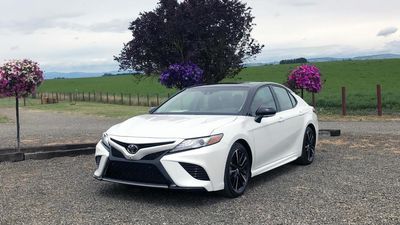 Image for story: 2018 Toyota Camry, some Lexus models recalled