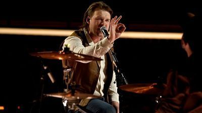 Image for story: Country music star Morgan Wallen postpones 6 weeks of shows due to vocal chord re-injury