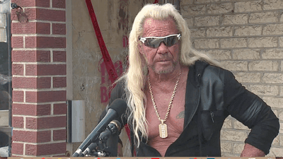 Image for story: Duane 'Dog the Bounty Hunter' Chapman engaged 10 months after wife Beth's death