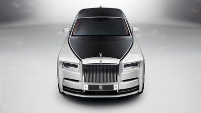 Image for story: 2018 Rolls-Royce Phantom celebrates luxury, technology