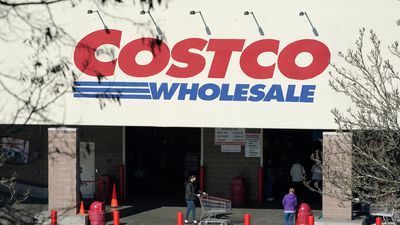 Image for story: Costco implements new rules: Food court access restrictions may be coming soon