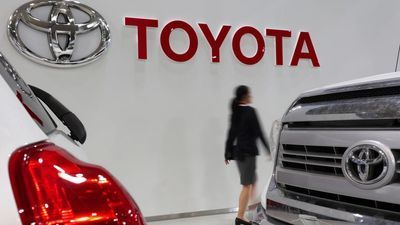 Image for story:  Toyota's, Nissan's global sales fall short of Volkswagen's