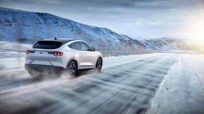 Image for story: 2021 Ford Mustang Mach-E: Ford introduces its first all-electric SUV