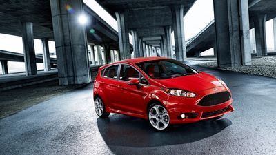 Image for story: Ford recalls 570K vehicles for fire risk, door latch trouble 