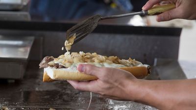 Image for story: The top gameday foods inspired by each team's city