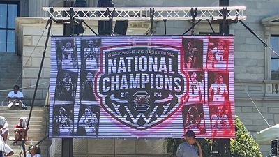 Image for story: GALLERY: South Carolina Gamecocks national championship parade