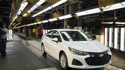 Image for story: Trump calls GM's CEO in push to reopen Ohio auto plant