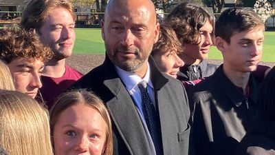 Image for story: Derek Jeter returns to Michigan roots with $5 million baseball, softball field renovation