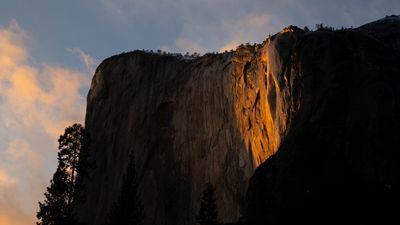 Image for story: Stunning view of Horsetail Fall at Yosemite