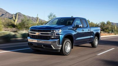 Image for story: GM recalls more than 500K new Silverado, Sierra pickups for fire risk