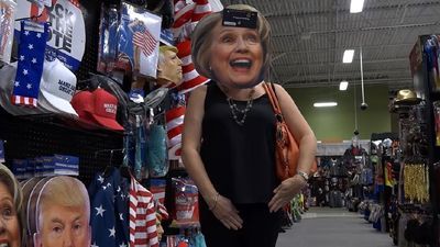 Image for story: Will Trump, Clinton Halloween mask sales predict the election? 