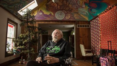 Image for story: John Sinclair, Detroit poet and marijuana activist, dead at 82