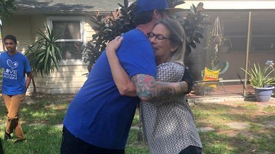 Image for story: Vanilla Ice revamps home of special needs teacher in Florida