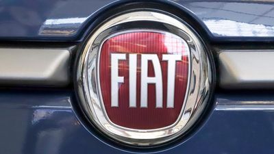 Image for story: Fiat Chrysler, auto union reach tentative deal on contract