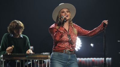 Image for story: GALLERY: Stars rehearse for country music's biggest night