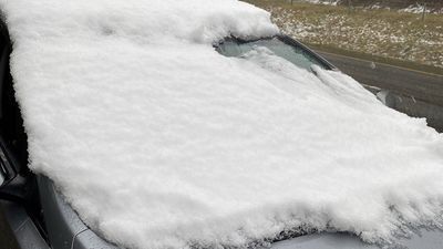 Image for story: Driver gets $553 ticket for driving more than 5 miles with snow on windshield 