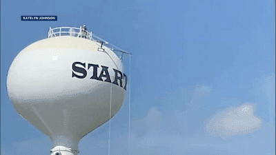 Image for story: Welcome to 'Start, Iowa': Residents puzzled over misspelling on water tower