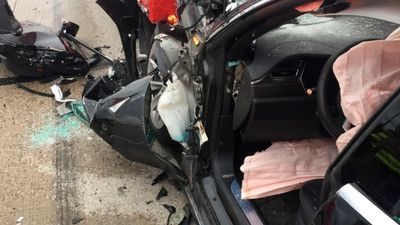 Image for story: Utah Tesla driver had hands off wheel before crash