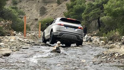 Image for story: 2020 Land Rover Range Rover Evoque: An urban vehicle with the soul of an off-roader 