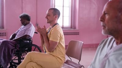 Image for story: Weekend box office: 'Glass' tops quiet Super Bowl weekend