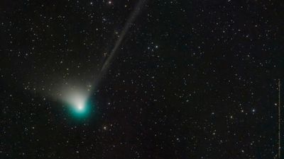 Image for story: Rare 'devil comet' to appear in Earth's skies through April solar eclipse