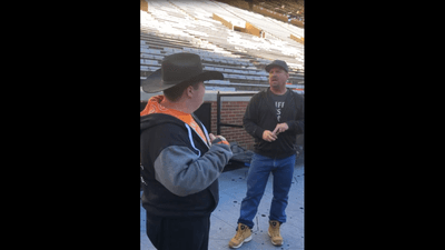 Image for story: Man with special needs meets, sings with Garth Brooks before concert