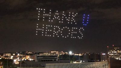 Image for story: Drone light show salutes frontline workers of the COVID-19 pandemic in Nashville