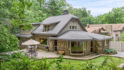 Image for story: Original home of the late Rev. Billy Graham for sale