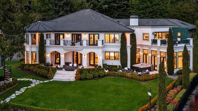 Image for story: Any takers? Russell Wilson's Bellevue home drops to $26 million