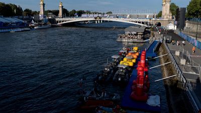 Image for story: Triathlon cancels Olympic swim training again over poor water quality in the Seine River