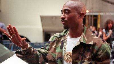 Image for story: Las Vegas police execute search warrant in connection to murder of Tupac Shakur