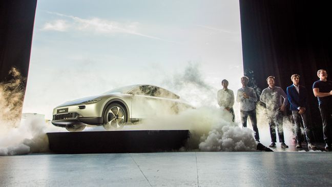 The first long-range solar car, dubbed Lightyear One, was unveiled this week in the Netherlands. (© Twycer / www.twycer.nl)