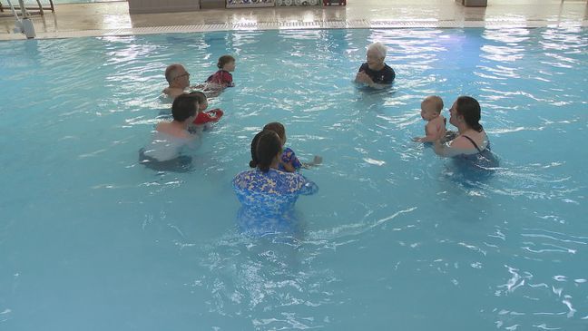 102-year-old makes waves for over 50 years by teaching generations to swim (KVAL){&nbsp;}