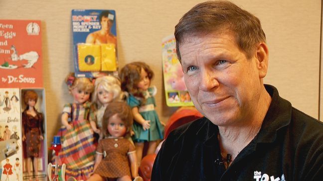 Disney expert Joel Magee for 'Pawn Stars' scores big on Salt Lake City vintage toys (KUTV)