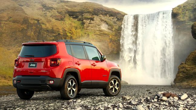 2019 Jeep Renegade Trailhawk (Image courtesy of Fiat Chrysler Automobiles){br}