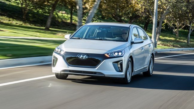 2017 Ioniq Electric Vehicle (Image courtesy of Hyundai Motor America)