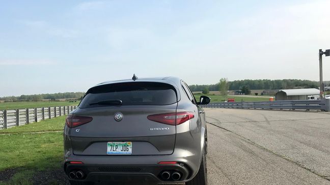 2018 Alfa Romeo Stelvio Quadrifoglio (Sinclair Broadcast Group / Jill Ciminillo)