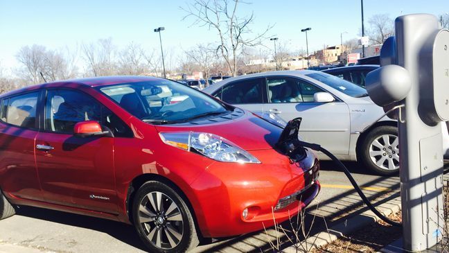 Nissan Leaf at a fast-charge station (Sinclair Broadcast Group / Jill Ciminillo)