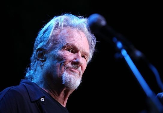 Image for story: Kris Kristofferson, singer-songwriter and actor, dies at 88