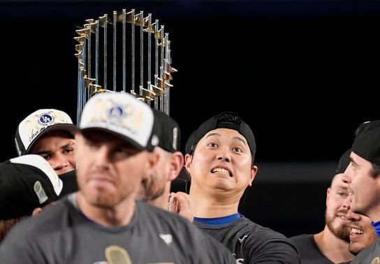 Image for story: With Ohtani and Yamamoto playing, the World Series averaged a record 12.9 million viewers