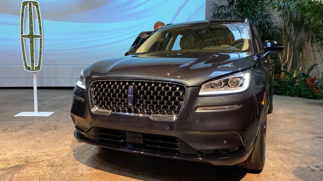 2021 Lincoln Corsair Grand Touring (Sinclair Broadcast Group / Jill Ciminillo)