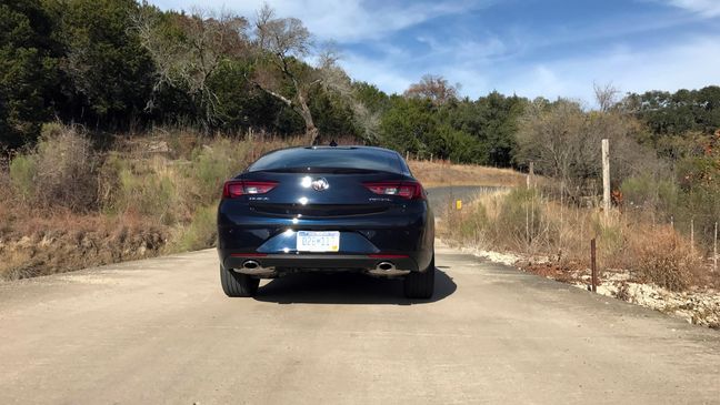 2018 Buick Regal Sportback 13.JPG