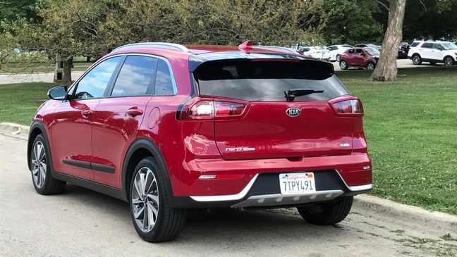 2017 Kia Niro (Sinclair Broadcast Group / Jill Ciminillo)