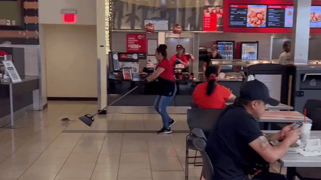 Furry food critic takes a 'rat race' tour around mall food court (Photo: Tu Her)